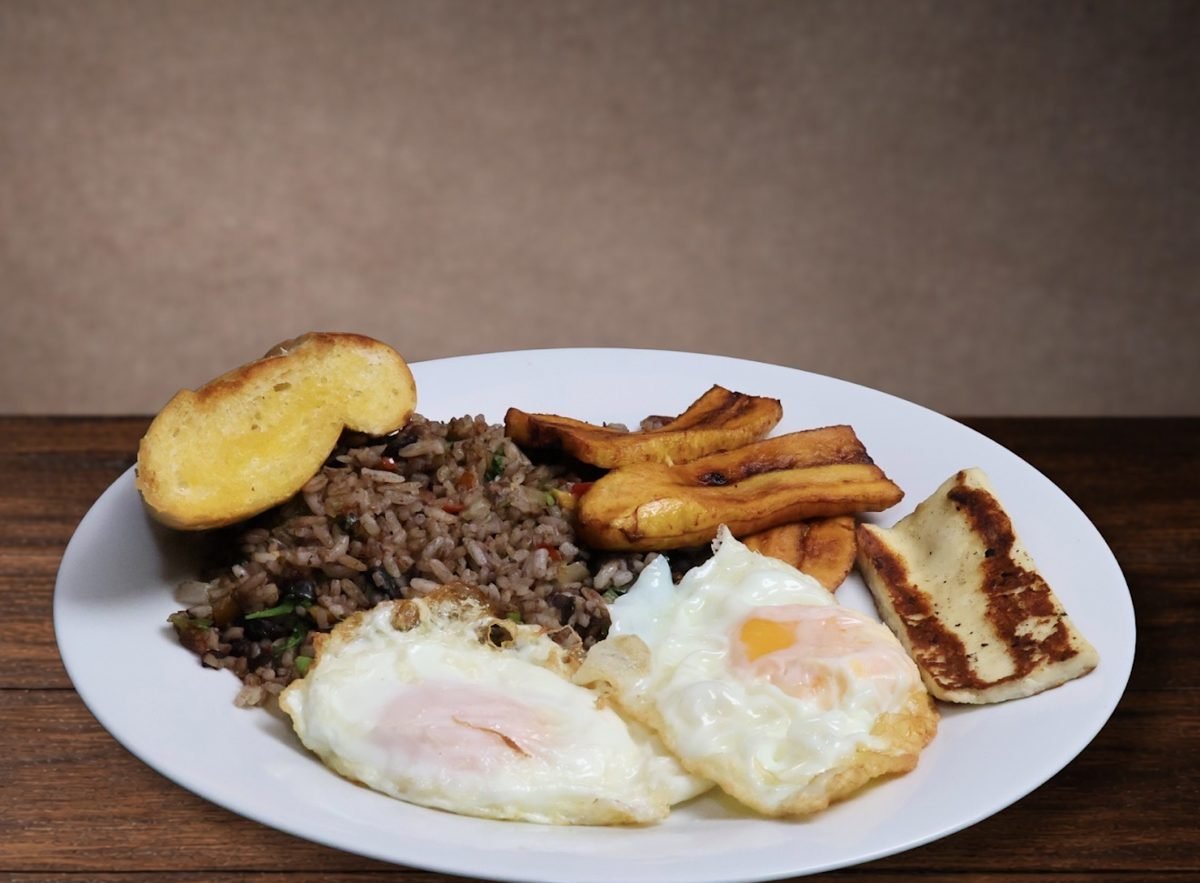 Gallo pinto tradicional